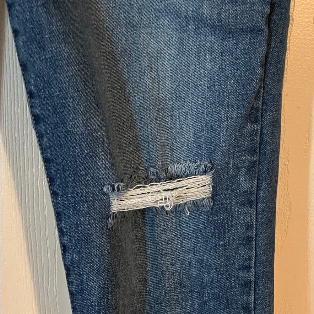 Altar'd State Blue Distressed High Rise Straight Leg Frayed Hem Jeans 31 - Picture 3 of 10
